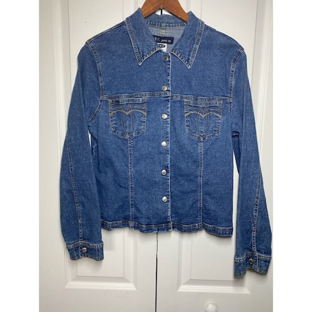Vintage medium‑wash RVT denim jacket, women’s XL, classic 90s style